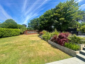 Photo 23- click for photo gallery